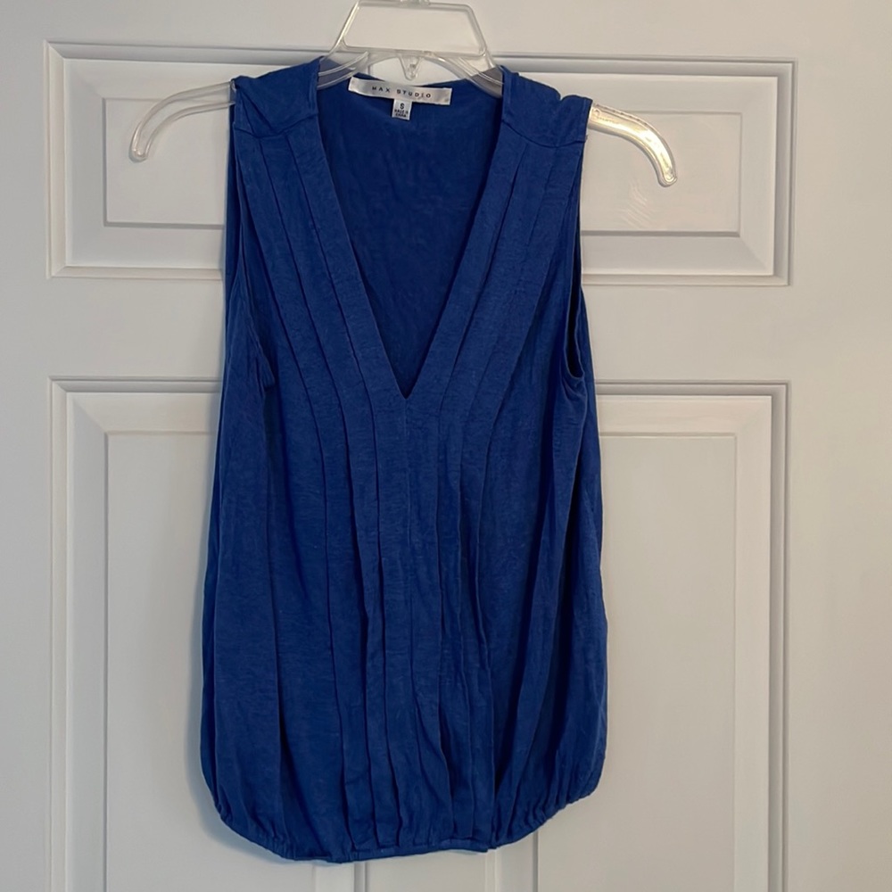 Sleeveless Top